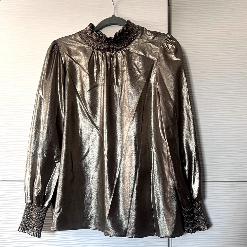 Gold long sleeve Karl Lagerfeld blouse ✨